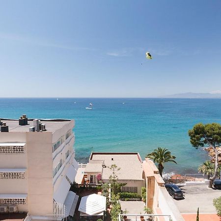 Uhc Nautilus Apartments Salou Exterior photo